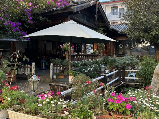 麗江老謝車馬店優惠