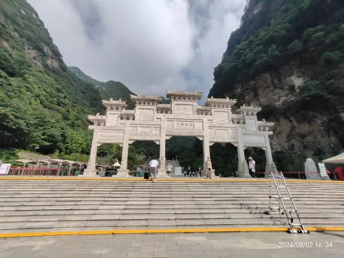 HanTing Hotel (Xi'an Bell and Drum Tower Wulukou Subway Station) Dekat Hotel Photos