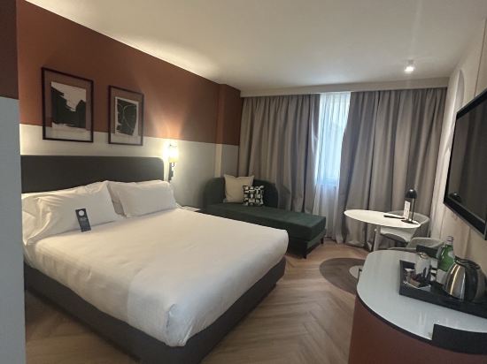 帕多瓦皇冠假日酒店優惠