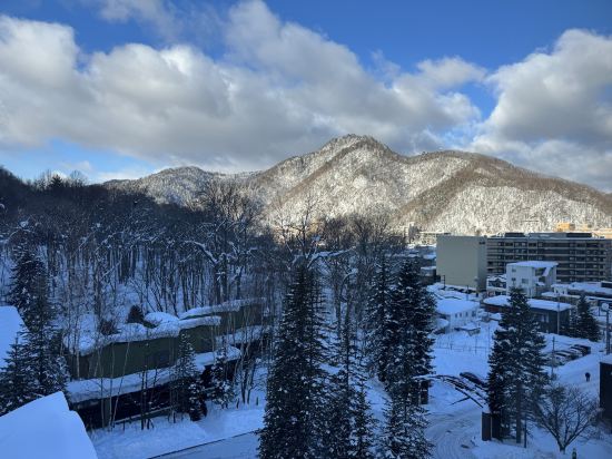 定山渓 鶴雅リゾートスパ 森の謌 クーポン