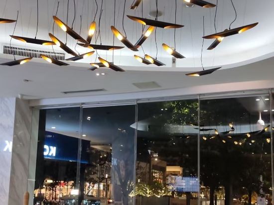 深圳前海假日飯店（寶安興東地鐵站店）優惠