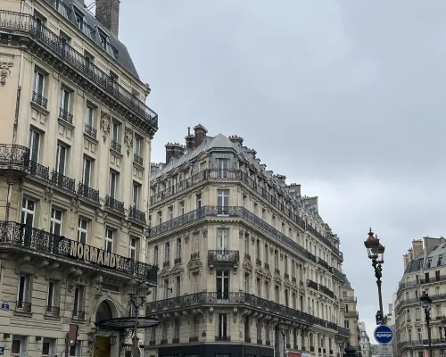 The Peninsula Paris À proximité de l'hôtel Photos