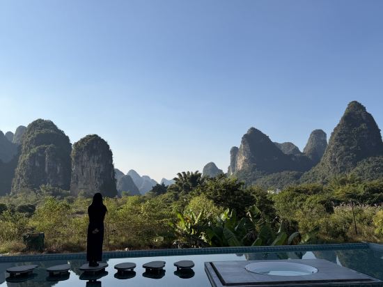 陽朔在水一方酒店優惠