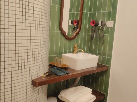 神祕圖鑒·SecretLand飯店（中山路步行街輪渡碼頭店）優惠