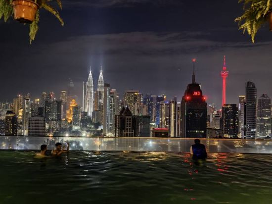 瑞嘉利亞套房酒店優惠