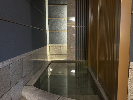 日本百景に囲まれた洞窟風呂の宿　百楽荘　能登九十九湾 クーポン