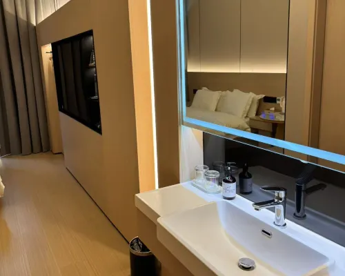 Shanghai Pudong Longying Hotel (Shanghai International Resort) Номера Photos