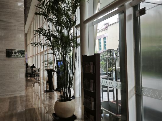 薩提卡高級哈亞烏魯雅加達酒店優惠