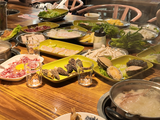 滙東假日酒店（廣州龍洞步行街植物園地鐵站店）優惠