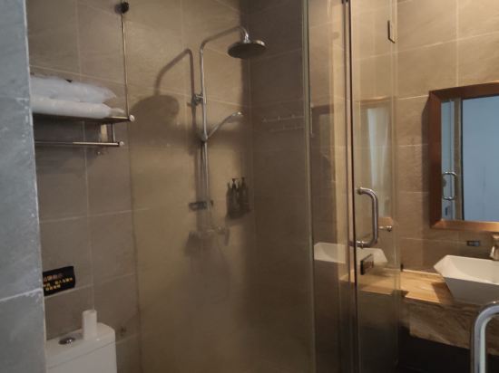 紫荊花連鎖酒店（南寧廣西大學東門店）優惠