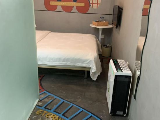 卡羅精品飯店（深圳東門步行街晒布地鐵站店）優惠