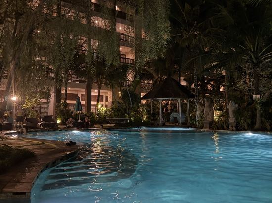 金巴蘭斯普林希爾皇家鬱金香度假村優惠