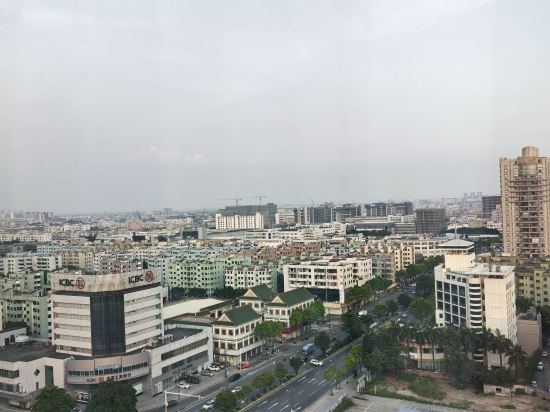 中山大信皇冠假日酒店優惠