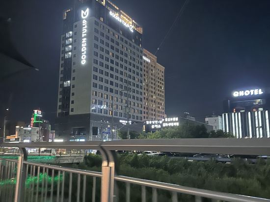 金鬱金香艾佛龍仁飯店優惠