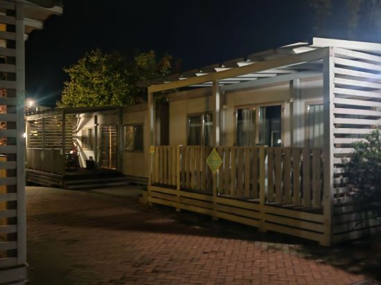 休 城中羅馬露營飯店優惠