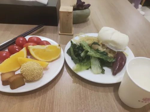 Homeinn Ease Hotel (Guangzhou Luoxi Bridge Xiajiao Subway Station) Makanan Photos