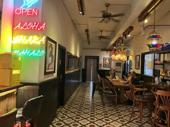 POSHPACKER拖板鞋青年旅舍旅行酒店（成都太古裏春熙路地鐵站店）優惠