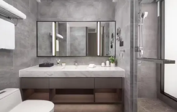 HÉONIC HOTEL & SUITES - Exclusive 2-3 Bedroom Family Suites+Curated Itineraries+Cat Coffee Zimmer Photos