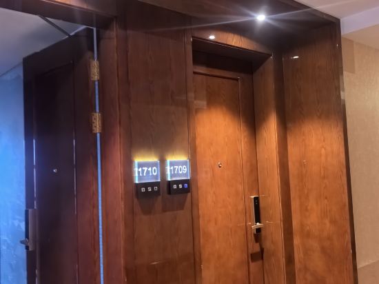 麗橙酒店·悦（貴陽大十字廣場店）優惠