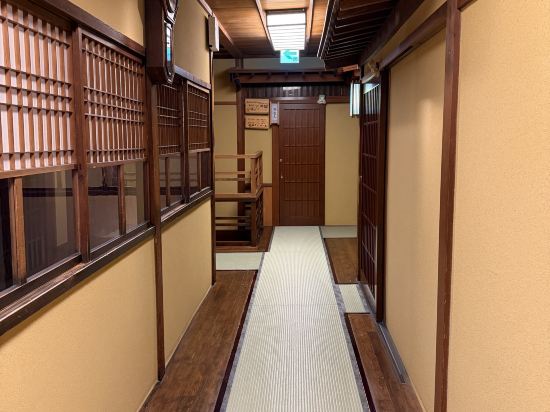 八ツ三館 クーポン