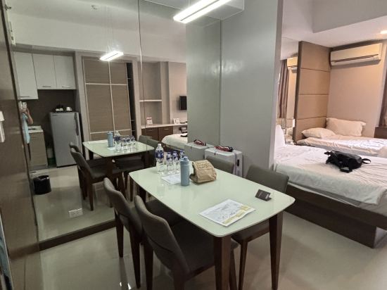 瑞雅國際瓦雷羅豪華套房酒店優惠