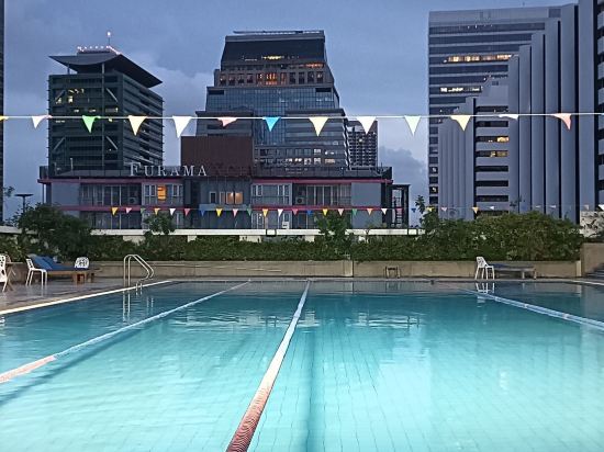 西隆翠妮提酒店優惠