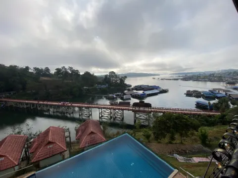 สามประสบ รีสอร์ท Photos