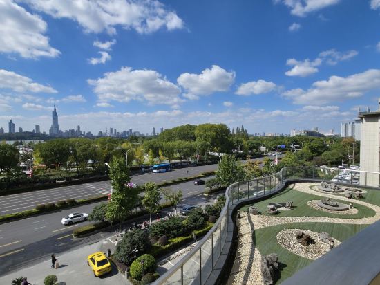 南京玄武湖假日飯店優惠