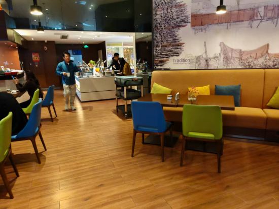 佛山龍江希爾頓歡朋酒店優惠