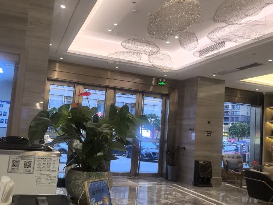 凱里亞德酒店（惠州博羅園洲店）優惠