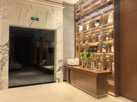 麗橙酒店·悦（貴陽大十字廣場店）優惠