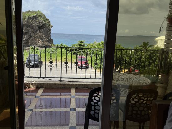 屏東明君旅棧·船帆石館優惠