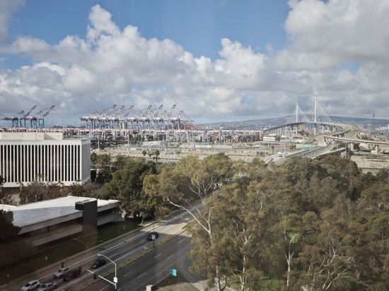 希爾頓長灘酒店優惠