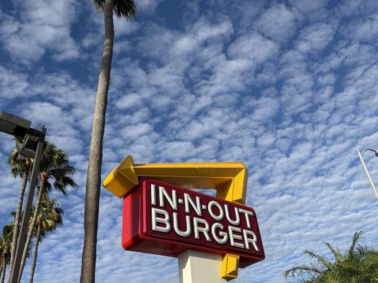 洛杉磯 - 洛杉磯國際機場假日酒店優惠