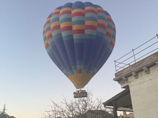 假日洞穴酒店優惠
