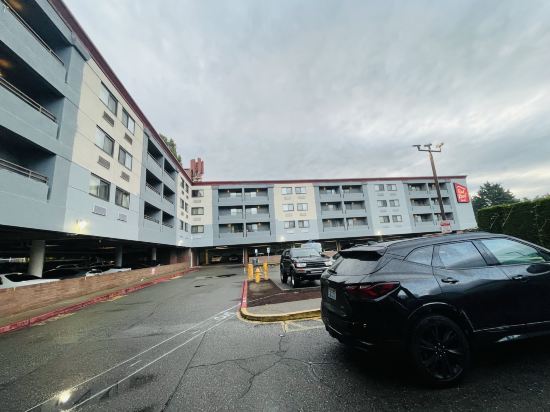 西雅圖紅頂客棧優惠