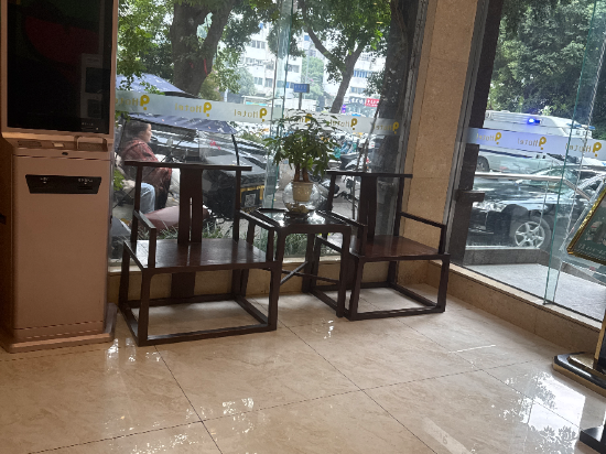 九點連鎖飯店（成都四川大學火車南站店）優惠