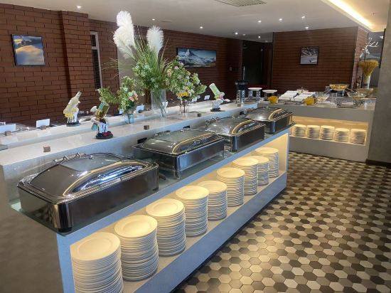 傲雪四季酒店（哈爾濱松北融創茂店）優惠