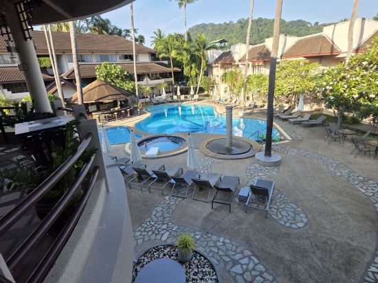 布吉椰子鄉村度假酒店 （SHA Extra Plus）優惠