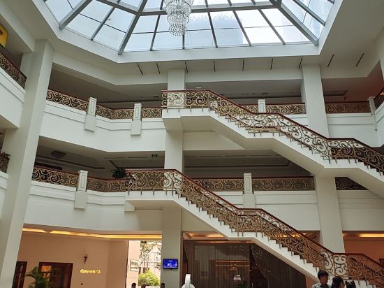 新山一西貢酒店優惠