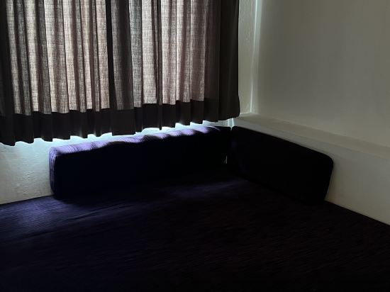 西隆翠妮提酒店優惠