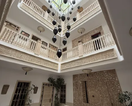 Riad Wazani Square & Spa Общественные зоны Photos