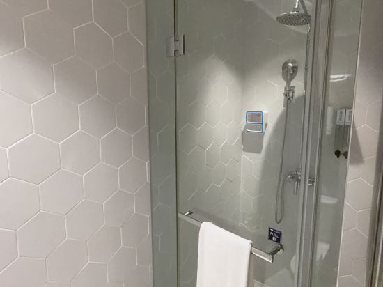 頭等艙飯店（高雄站前館）優惠