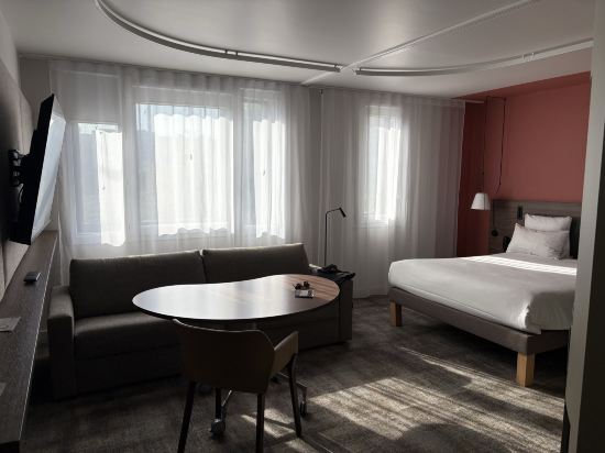 蘭斯中心諾富特套房酒店優惠