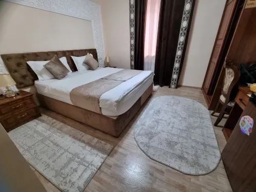 Khans Palace Zimmer Photos