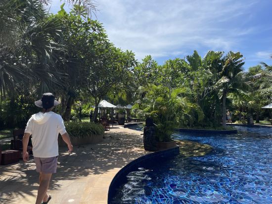 麗貝島日出海灘馬裏度假村優惠