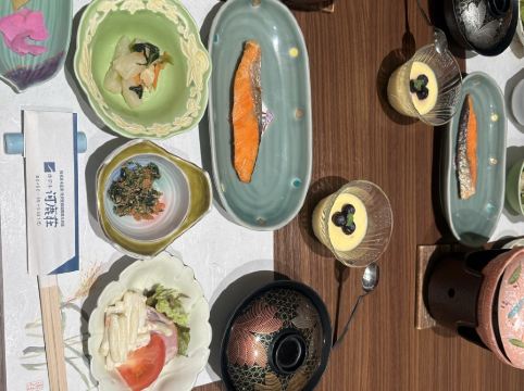 ホテル河鹿荘 クーポン