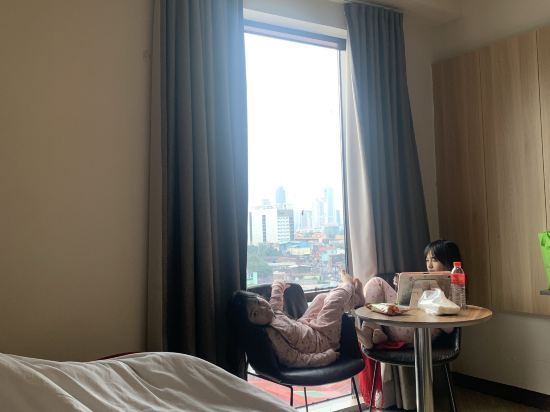 奎松市庫波紅飯店優惠