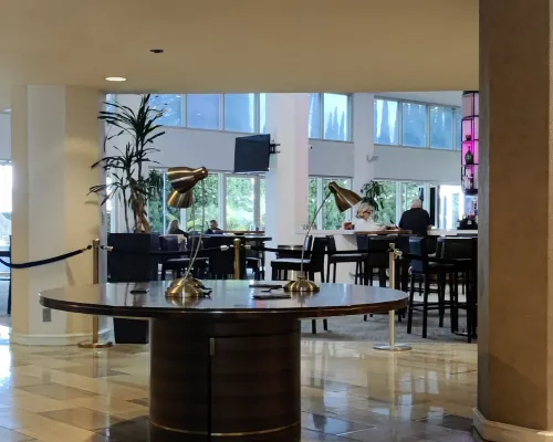 Sheraton Gateway Los Angeles Hotel Dining Photos