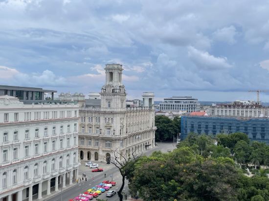 因佩羅斯塔帕克中央酒店優惠